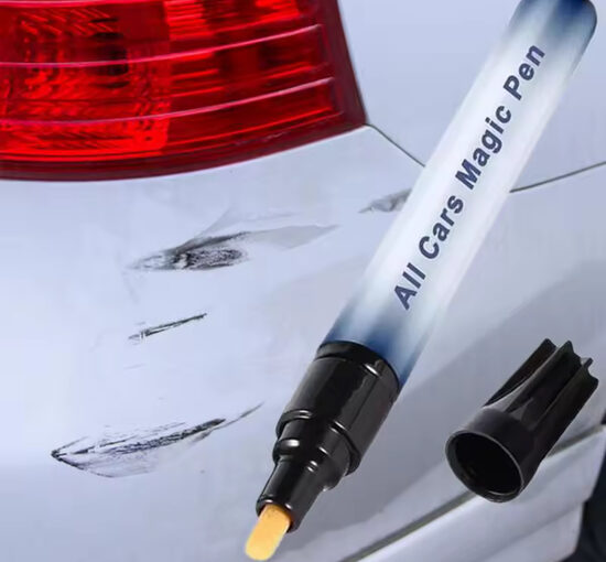Universaalne auto kriimustuste peitevahend