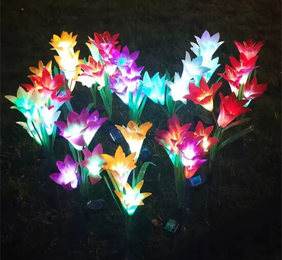 Universaalsed LED-aiakujud päikesepatareiga