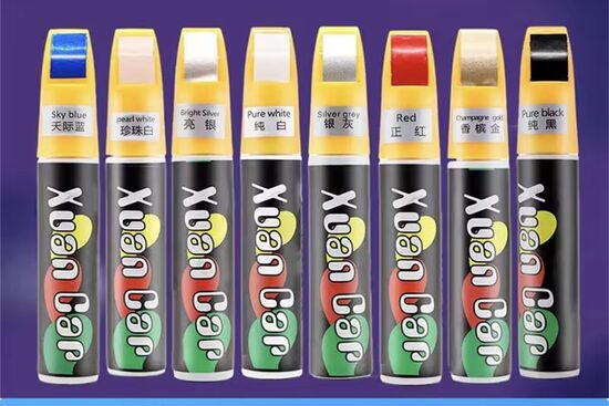 Universaalne auto kriimustuste peitevahend